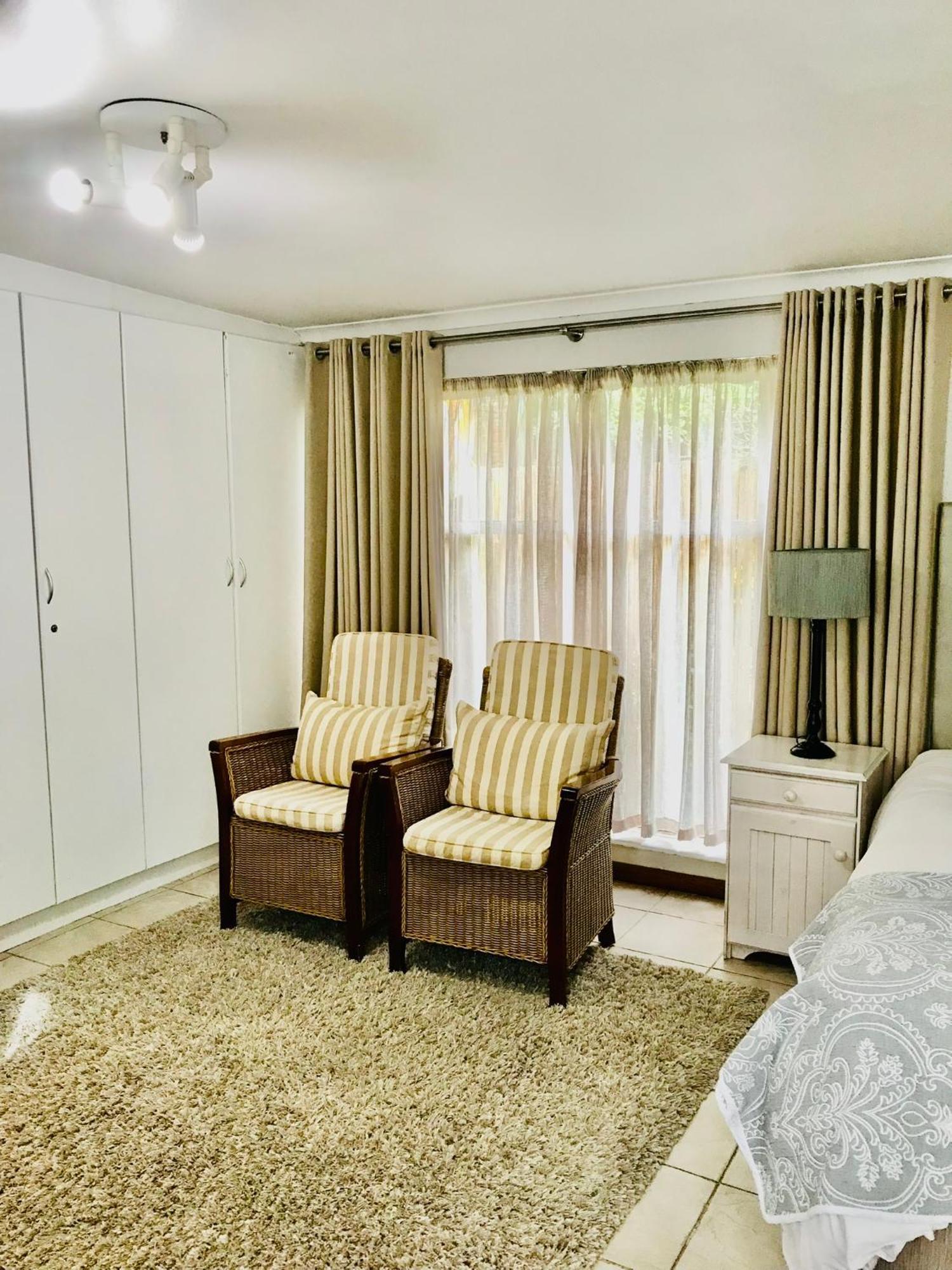 10Vdw Self Catering Apartments Durbanville Exterior photo